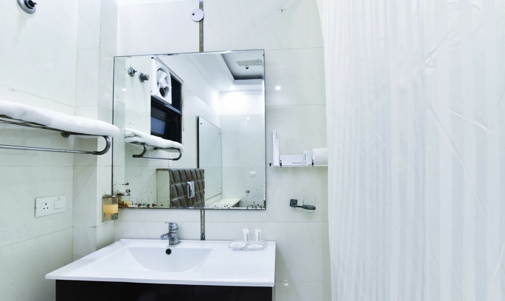 Treebo Trend The G8 Sector 39 Noida Exterior foto